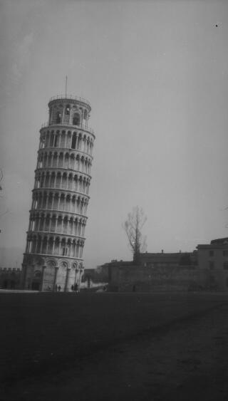 A traditional view of the Leaning Tower of Pisa.