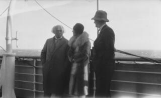David Lloyd George yn sgwrsio