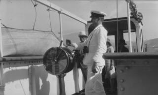 Richard Lloyd George ar bont llong